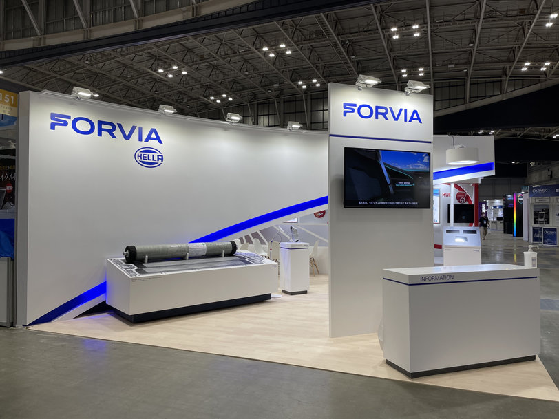 First trade fair appearance under the FORVIA umbrella brand: HELLA and Faurecia jointly presented technologies for the mobility of tomorrow in Japan